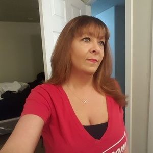 Meet your Posher, Marnie